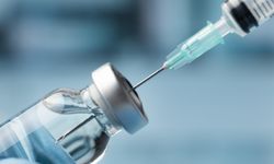 Aşıda ayrımcılık iddiası: Hacılara var, sağlıkçılara yok!