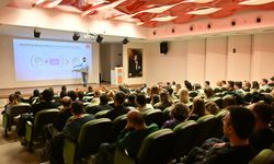 Büyükşehir personeline Yapay Zekâ ve Veri Yönetimi eğitimi