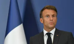 Macron: İran'a saldırılar uluslararası hukuka aykırı