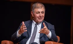 Bahar ritüeli Başkan’ın bileklerinde: Tugay’ın dileği şimdilik sır!