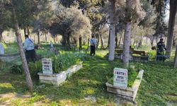 Aydın’da mezarlıklarda Ramazan Bayramı öncesi temizlik çalışması