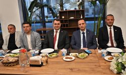 İzmir’deki Trabzonlular iftarda buluştu!