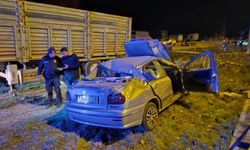 Otomobil ile hafif ticari araç çarpıştı: 5 yaralı