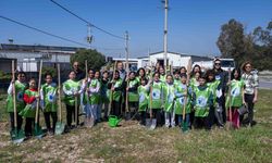 Bornova’da minik eller doğaya can verdi
