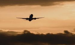 Korku dolu anlar... Yolcu uçağı pistten çıktı