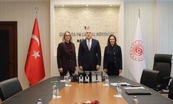 AK Parti'nin iftar programında gündem sürpriz ziyaret: Zemini Tugay hazırladı!