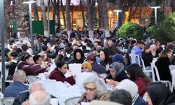 Menemen’de Kadir Gecesi’ne özel 15 bin kişilik iftar