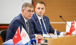 Başkan Tugay’dan Ömer Eşki’nin gözaltına alınmasına tepki!