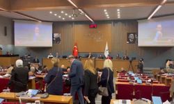 Büyükşehir'de yüksek tansiyon... AK Partililer ve MHP'liler meclisi terk etti!