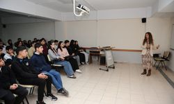 Karşıyaka'dan öğrencilere kariyer desteği!