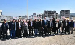 Uzundere’de “tapu” gerilimi büyüyor: Mağdurlardan Tugay’a 'kontrolünü kaybetmiş' yanıtı!