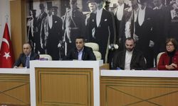 AK Parti’nin ‘ihale süreci’ eleştirisine Yıldız’dan yanıt: Hesap veremeyeceğimiz hiçbir işin içinde olmayız!