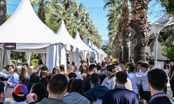 İZKİTAP öğrencilerin buluşma noktası oldu