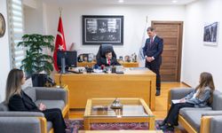 Tugay, koltuğunu çocuklara devretti!