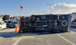 Makas dehşeti: Kamyon devrildi, 7 yaralı