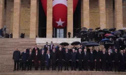 Devlet erkanı Ata'nın huzurunda!