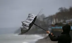 Meteoroloji il il uyardı: Kuvvetli yağış ve fırtına geliyor!