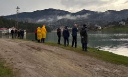 Emekli polis gölette boğuldu