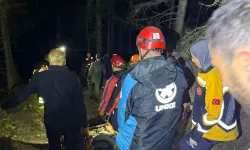 30 metrelik uçurumdan yaralı kurtarma operasyonu