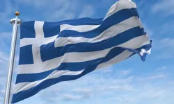 Atina'da silahlı saldırı: 5 yaralı, 89 yaşındaki şüpheli kaçtı