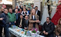 Başkan Mutlu Kemeraltı esnafıyla buluştu: Otopark için ilgili kurumlarla görüşeceğim!