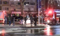 İstanbul'da yangın: 15 lüks araç küle döndü