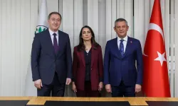 'Ara seçim' gündemli siyasi parti turu başladı: Özel'den DEM Parti'ye ziyaret