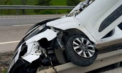 Direksiyon hakimiyetini kaybetti: Feci kazada 1 ölü, 2 yaralı