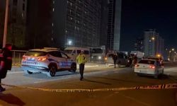 Motosiklet yayaya çarptı: 1 ölü, 2 yaralı