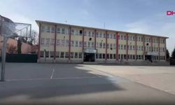 2 öğrenciyi taciz etti: 70 yaşındaki okulun kapı görevlisi tutuklandı