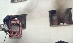 Bıçakla dehşet saçtı, evini yaktı... Nezarethanede rahatsızlanınca kaldırıldığı hastanede öldü!