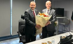 Türk Telekom İzmir'de devir teslim... Bülent Soylu göreve başladı!