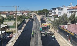 Başkan Çerçioğlu’nun çalışmaları ile Akbük yolu yenileniyor