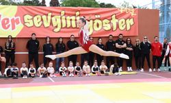 Göztepe 23 Nisan Şenliği 3'üncü kez yapıldı