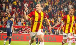 Göz-Göz'de Arda Okan'ın performansı umut veriyor!