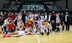Göztepe potada Play-off'ta!