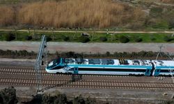 Milli elektrikli tren 225 kilometre hıza ulaştı