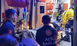 Alkollü şahıslar arasında bıçaklı kavga: 2 yaralı