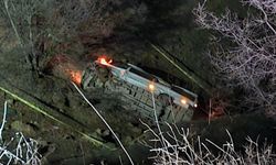 Maden işçilerini taşıyan minibüs devrildi: 2 kişi can verdi!