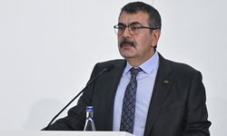 Bakan Tekin: Riskli okullarda polis ve devriye uygulaması var