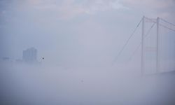 İstanbul sise gömüldü... Gemiler durdu!