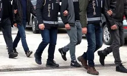 İzmir'de suç içerikli paylaşım yapanlara gözaltı!