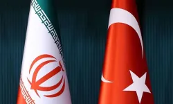 Türkiye'den İran'a tıbbi malzeme yardımı