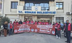 Konak Belediyesi önünde "alacak" eylemi!