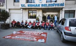 Konak’ta TİS düğümü çözülmedi: Oturma eylemi devam ediyor