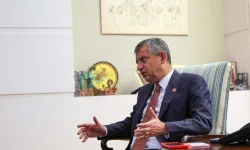 Özel'den dikkat çeken Özkan Yalım açıklaması: Kapıyı açana kadar CHP'liydi!