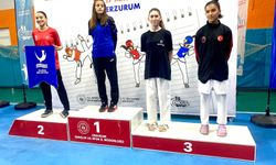 Aliağalı sporcudan taekwondoda Türkiye derecesi