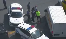 Minibüs polis memuruna çarptı: Hayati tehlikesi var