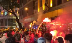 İstanbul'da Aston Villa taraftarları şampiyonluğu kutladı