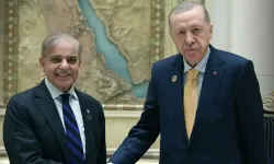 Erdoğan, Pakistan Başbakanı Şahbaz Şerif ile Görüştü